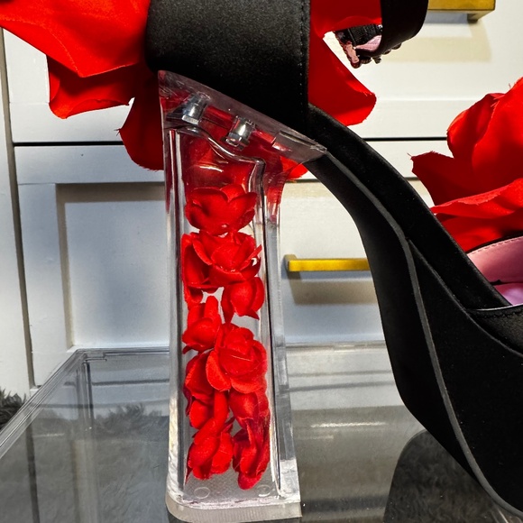 Black Satin Platform Heels w/ Red Rose Accents – Never Worn Statement Shoes 🌹✨ - Picture 3 of 5